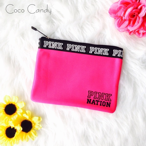 PINK Victoria's Secret Handbags - ⭐️SALE‼️Victoria's Secret PINK Bag